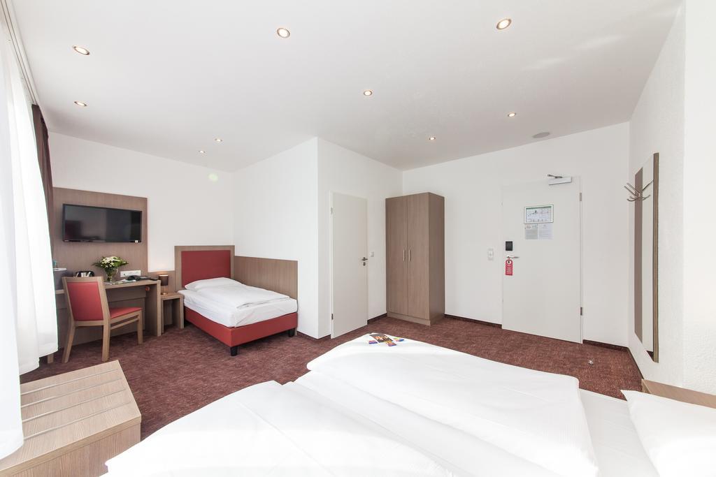 Hotel Excelsior Dortmund Hauptbahnhof Zimmer foto